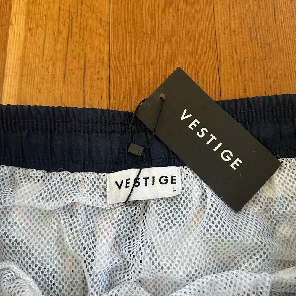 Vestige Geometric Print Swim Shorts NWT Navy Size Large